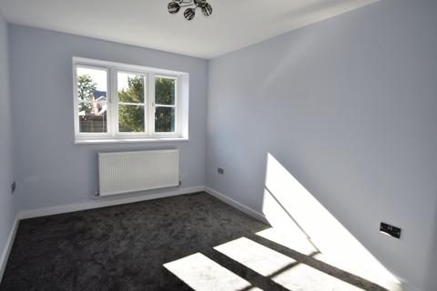 undefined, London Road GOLD SUB, Waterlooville PO8