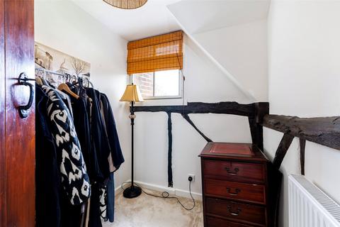 70 The Street, Old Basing, Basingstoke, RG24 7BY