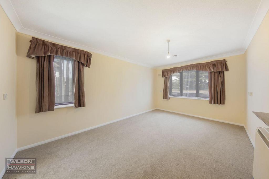 33 Betjeman Close - Pzbj0 Wv MA3kw X1xtgv PA.jpg