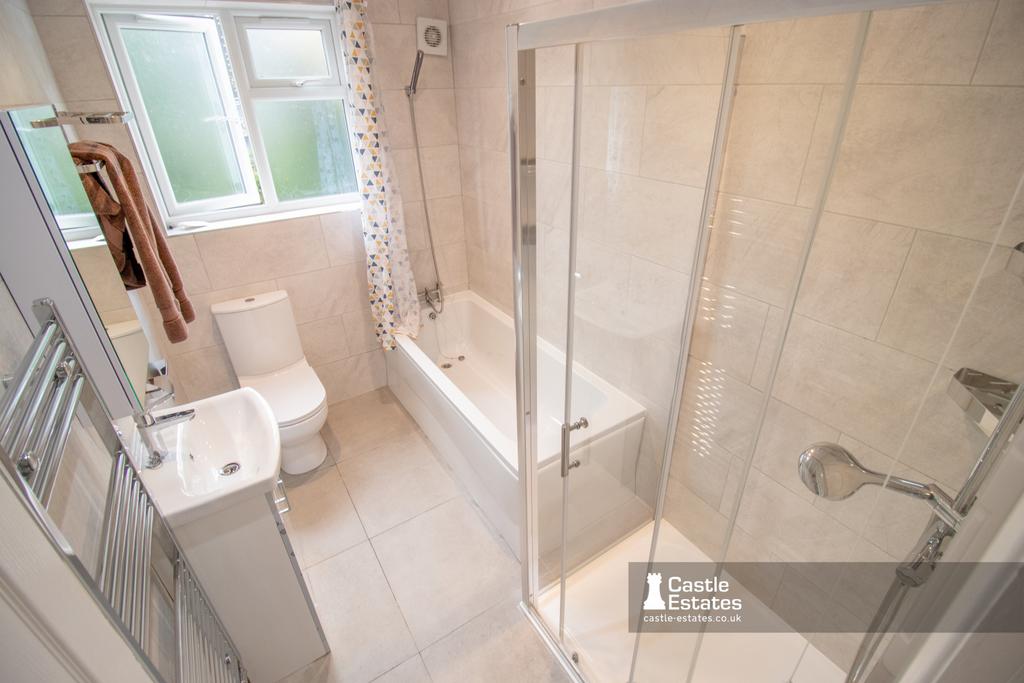 Upstairs Bathroom
