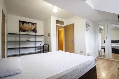 2 bedroom flat to rent, Blackfriars Court, Newcastle upon Tyne, NE1 4XB