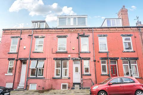 8 Knowle Grove, Leeds, LS4 2PN