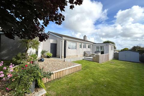 3 bedroom detached bungalow for sale, Sarn Estate, Llanfechell, Anglesey, LL68