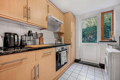 11 Thorburn Square, London, SE1 5QH