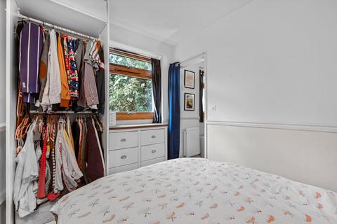 11 Thorburn Square, London, SE1 5QH