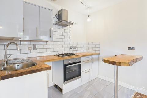 undefined, Markhams Court, Market Square, Buckingham, MK18