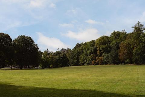 undefined, Dale View, Epsom KT18