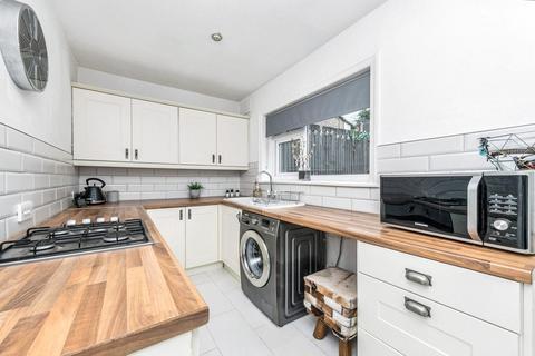 undefined, Hill Court Drive, Leeds, West Yorkshire
