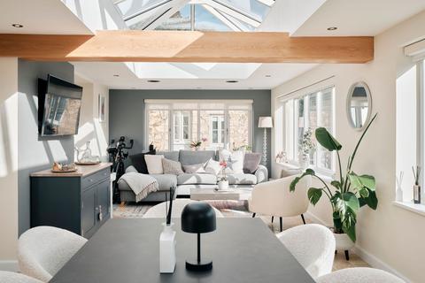 undefined, Rue Des Canons, Jersey JE3