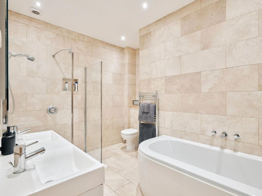 En suite