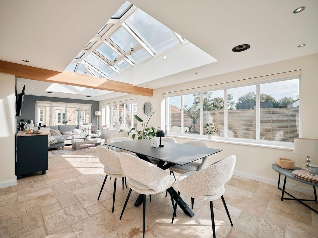 Open plan/dining and lounge