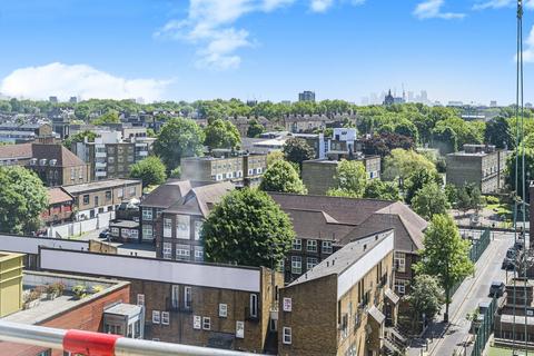 3 bedroom flat to rent, Carronade Court, Eden Grove, Islington, London