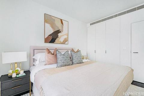 2 bedroom apartment for sale, DAMAC Tower Bondway, London, SW8 1
