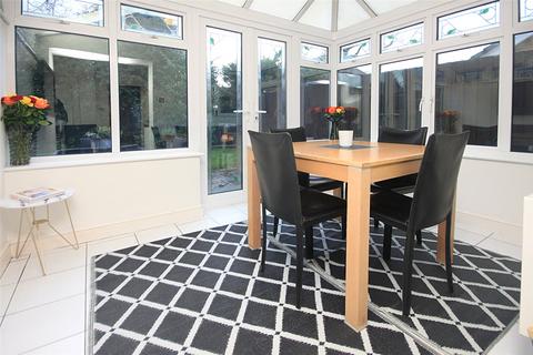 3 bedroom terraced house for sale, Carlyle Gardens, Wickford, Essex, SS12