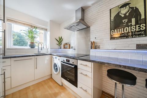 2 bedroom apartment for sale, Crosslet Vale, Greenwich