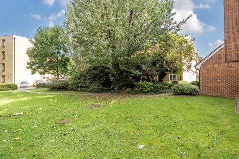 2 bedroom apartment for sale, Crosslet Vale, Greenwich