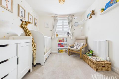 3 bedroom semi-detached house for sale, Sorrel Way, Aylesbury HP22