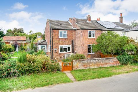 2 bedroom cottage for sale, Old Chapel Road, Freethorpe, Norwich