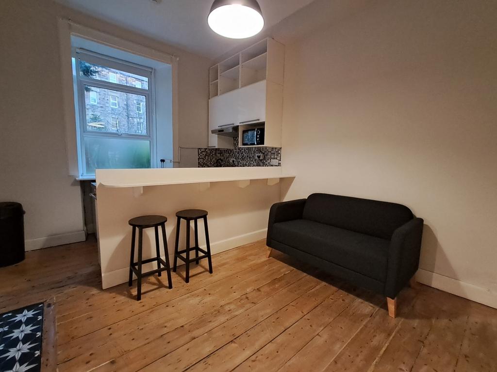 11-OT Lounge