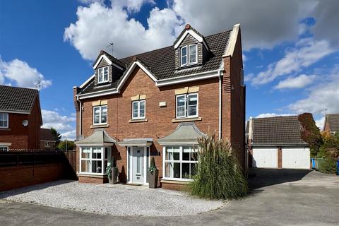 Alder Close, Brough