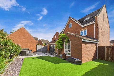 undefined, Alder Close, Brough