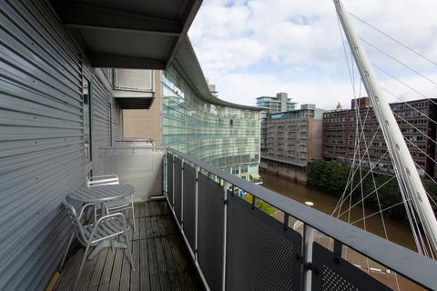 2 bedroom flat for sale, 40 Dearmans Place, Salford, M3