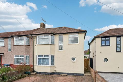 Hall Farm Drive, Twickenham TW2
