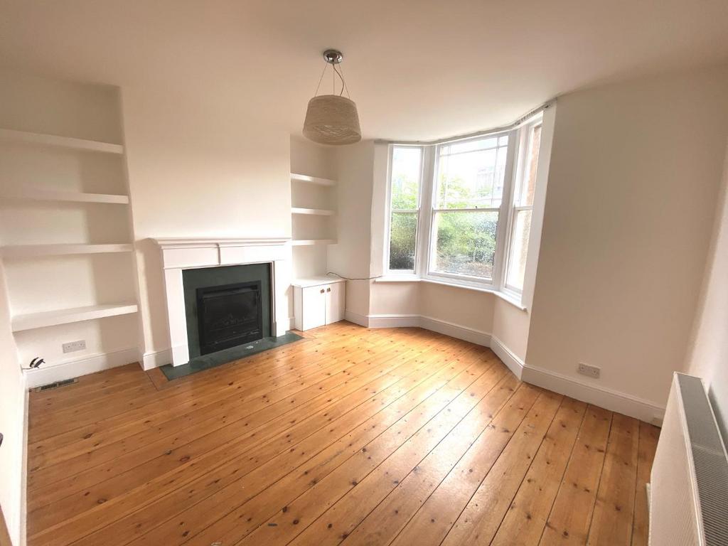 Living Room.JPG