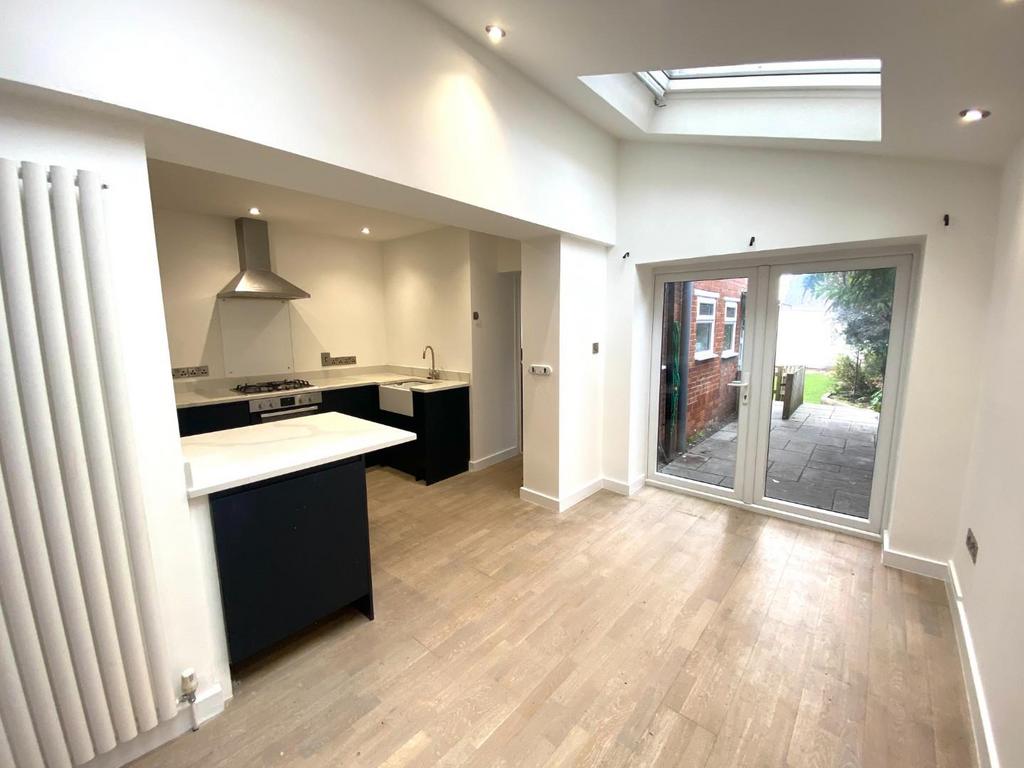 Kitchen:Diner Two.JPG
