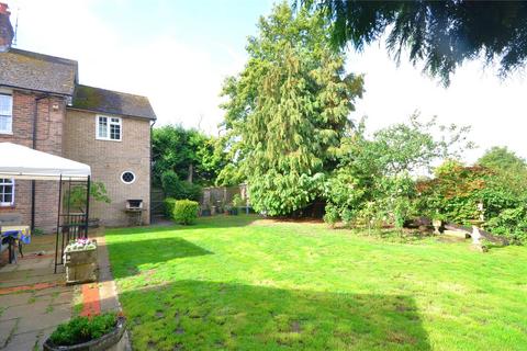 Winchwell Cottage Bones Lane, Newchapel, Lingfield, RH7 6HR