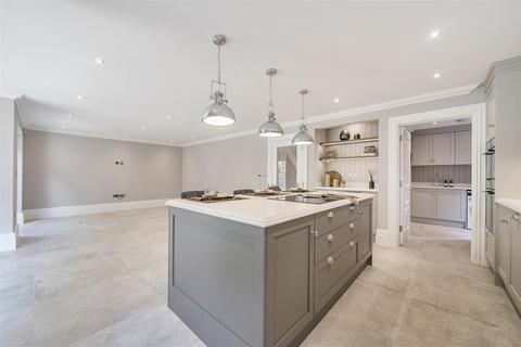 undefined, Critchmere Hill, Haslemere