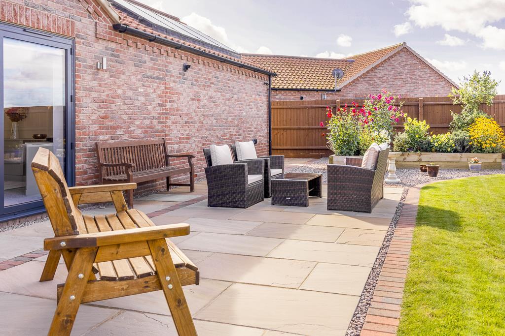 18 Spinney Close (Holbeach)-14.jpg