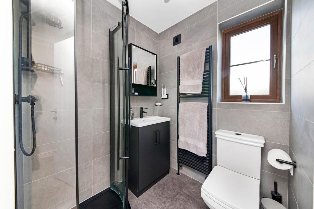 Bedroom one en suite shower room
