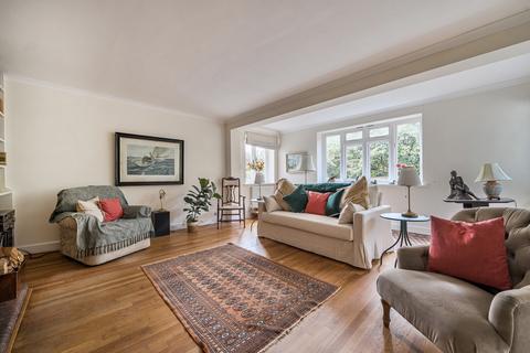 undefined, Malthouse Lane, Godalming GU8