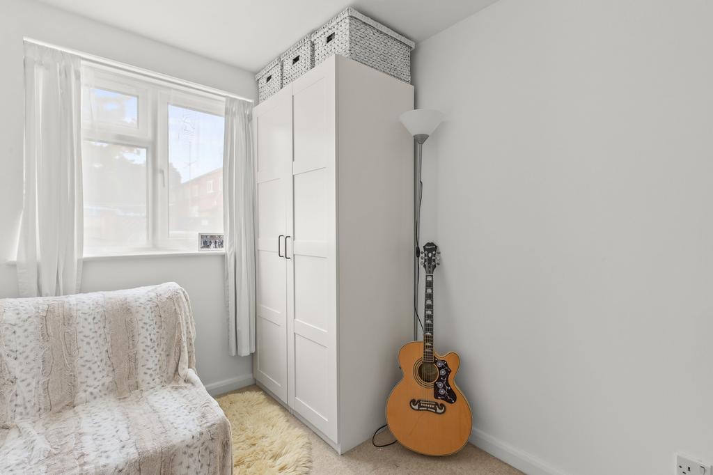 4 Alfred Davis Court, SL7 3 EA (LOW RES)-10