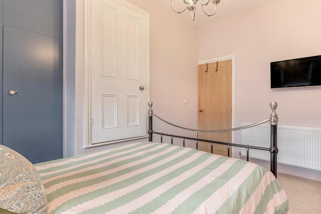 Bedroom 1 - C.jpg