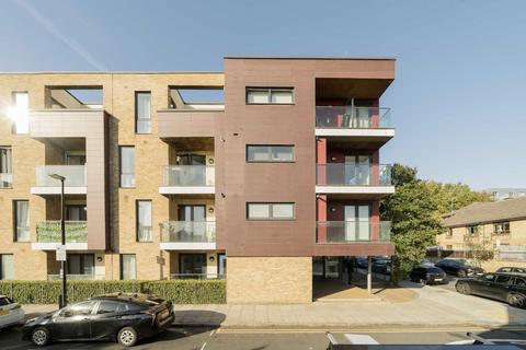 2 bedroom flat for sale, Annabel Close, London E14
