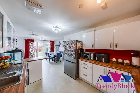 undefined, Burroughs Drive, Dartford DA1