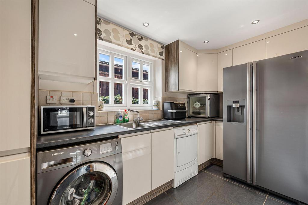 Tinkers Lodge-02.jpg