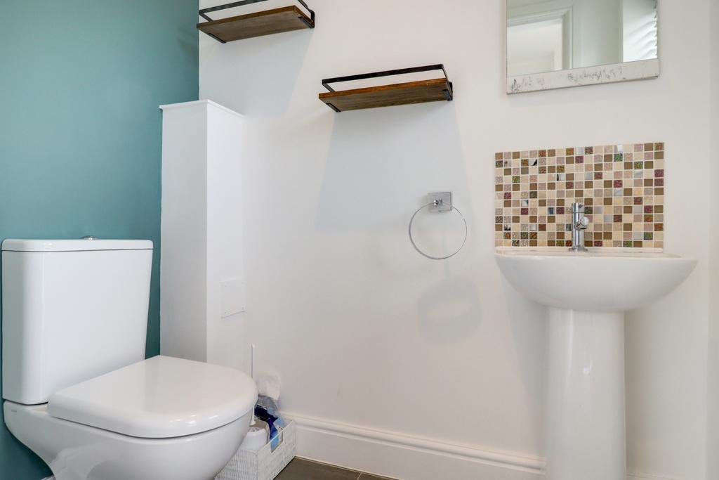 Wc 2