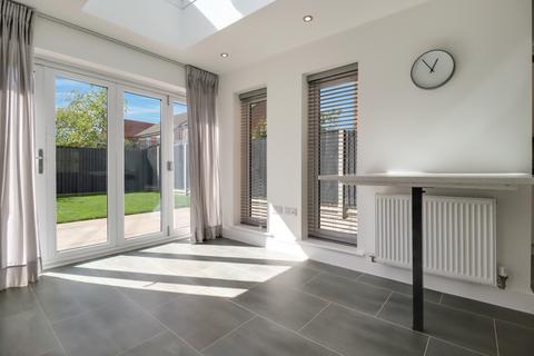 4 bedroom detached house for sale, Pentland Crown Place, Bishops Tachbrook, Leamington Spa, Warwickshire, CV33