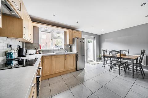 undefined, Ashburnham Close, Freshbrook, Swindon, SN5 8RA