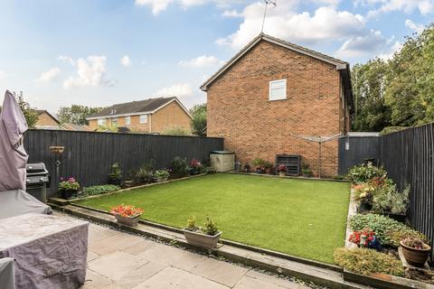 undefined, Ashburnham Close, Freshbrook, Swindon, SN5 8RA
