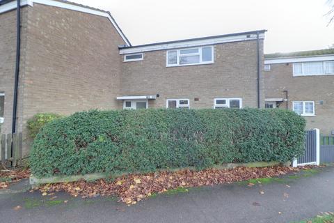 3 bedroom terraced house to rent, Ripon Road, Stevenage SG1