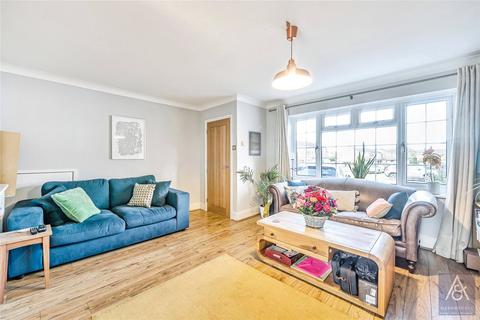 3 bedroom semi-detached house for sale, Fox Way, Buckinghamshire MK18