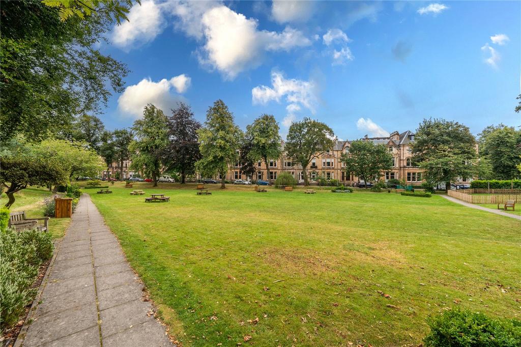 Residents Gardens