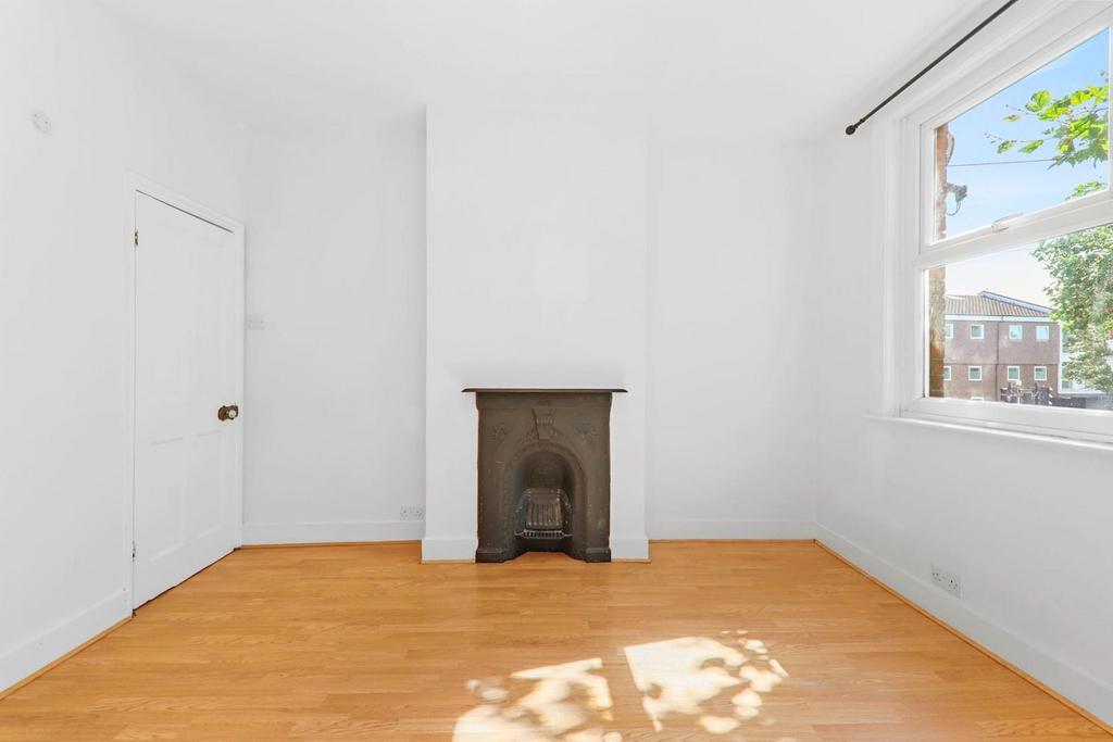 10-552d JHProp Wpen - 5 Provincial Terrace - 30-medi