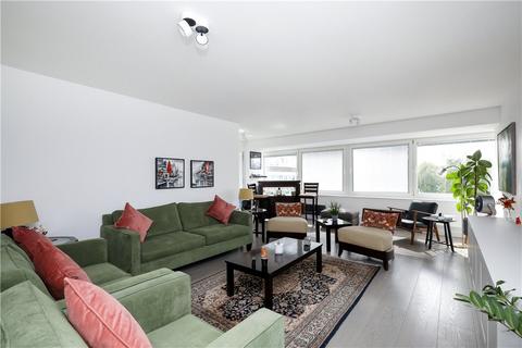 2 bedroom flat to rent, Somerset House, Oakfield, Somerset Road, SW19