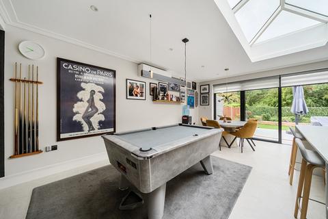 3 bedroom bungalow for sale, Eastern Avenue, Pinner, Middlesex