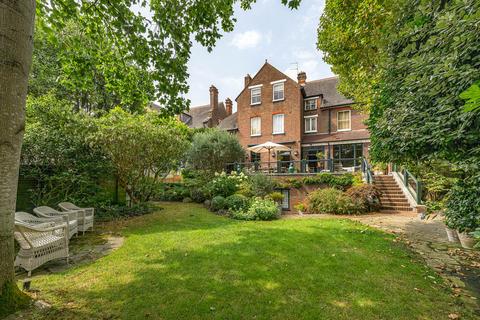 3 bedroom apartment for sale, Daleham Gardens, London, NW3